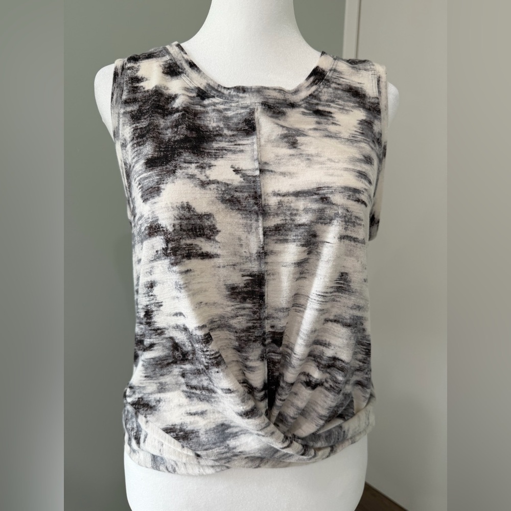 Athleta Breezy Twist Tank Top Womens Medium Black White Workout Sleeveless Modal